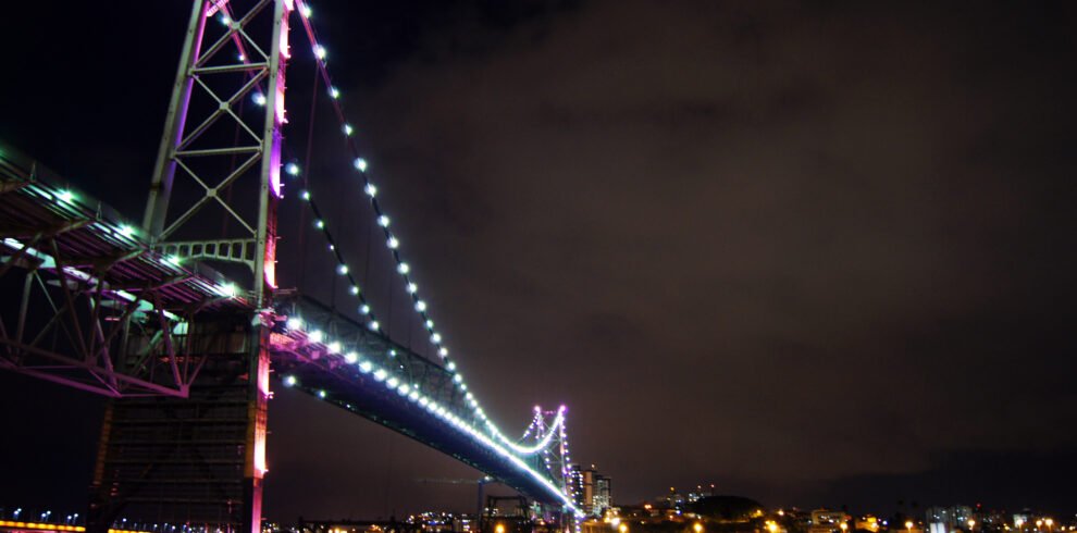 Ponte Hercílio Luz, Florianópolis (Ednei Fialho Lopes, CC BY-SA 4.0)